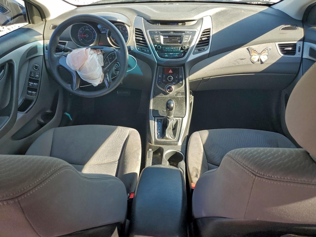 2015 HYUNDAI ELANTRA SE photo 8