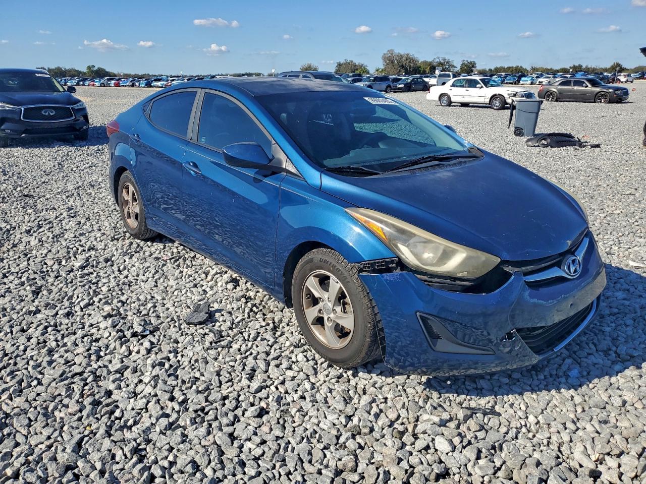 2015 HYUNDAI ELANTRA SE photo 4