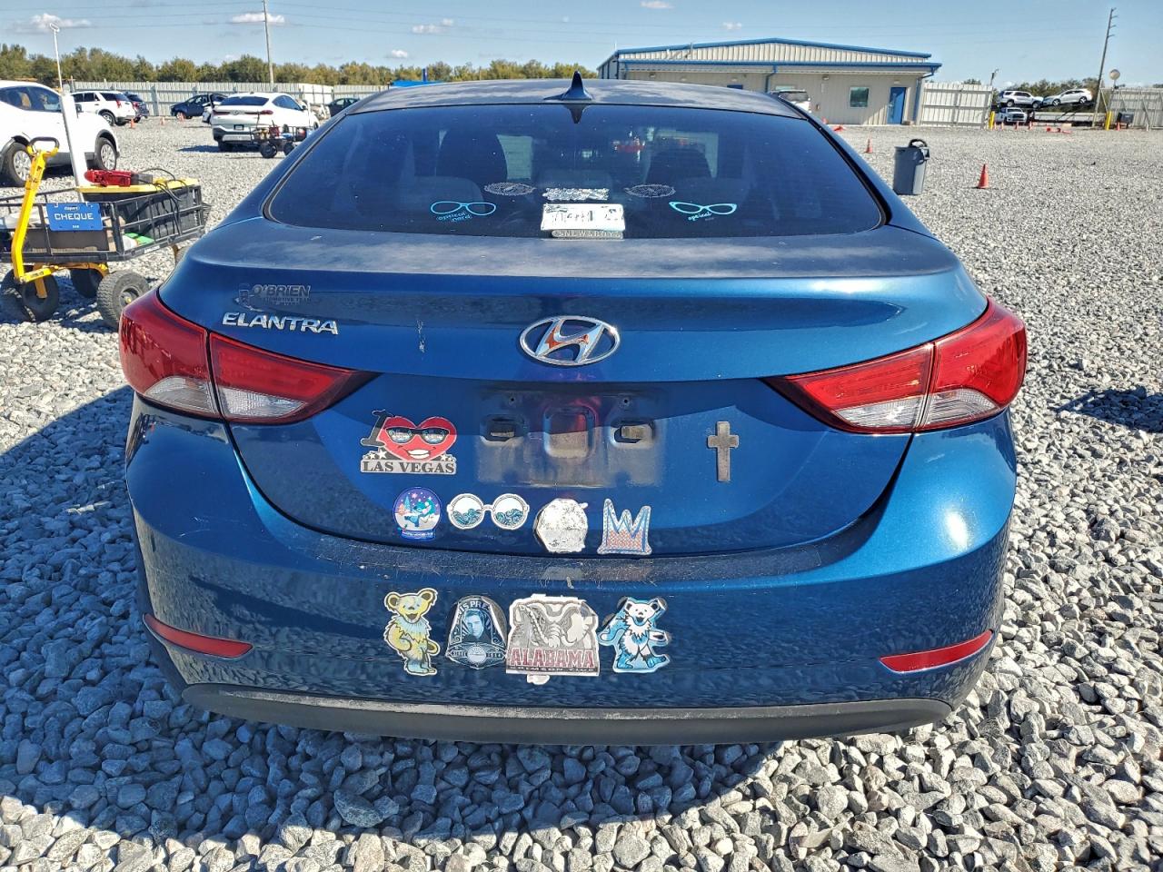 2015 HYUNDAI ELANTRA SE photo 6