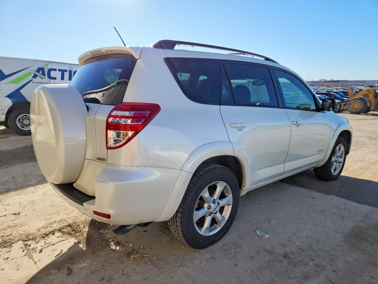 2010 TOYOTA RAV4 photo 3