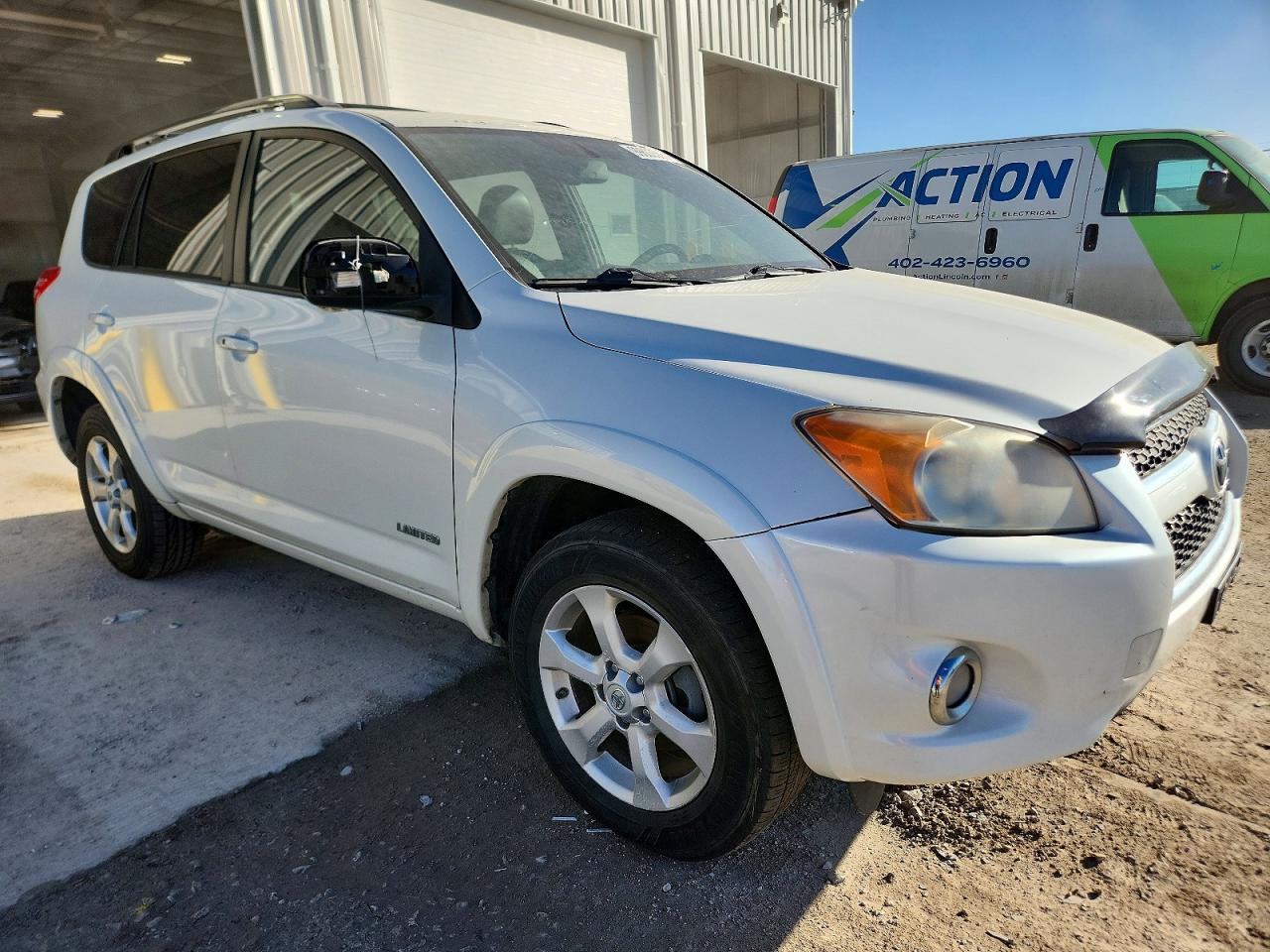 2010 TOYOTA RAV4 photo 4