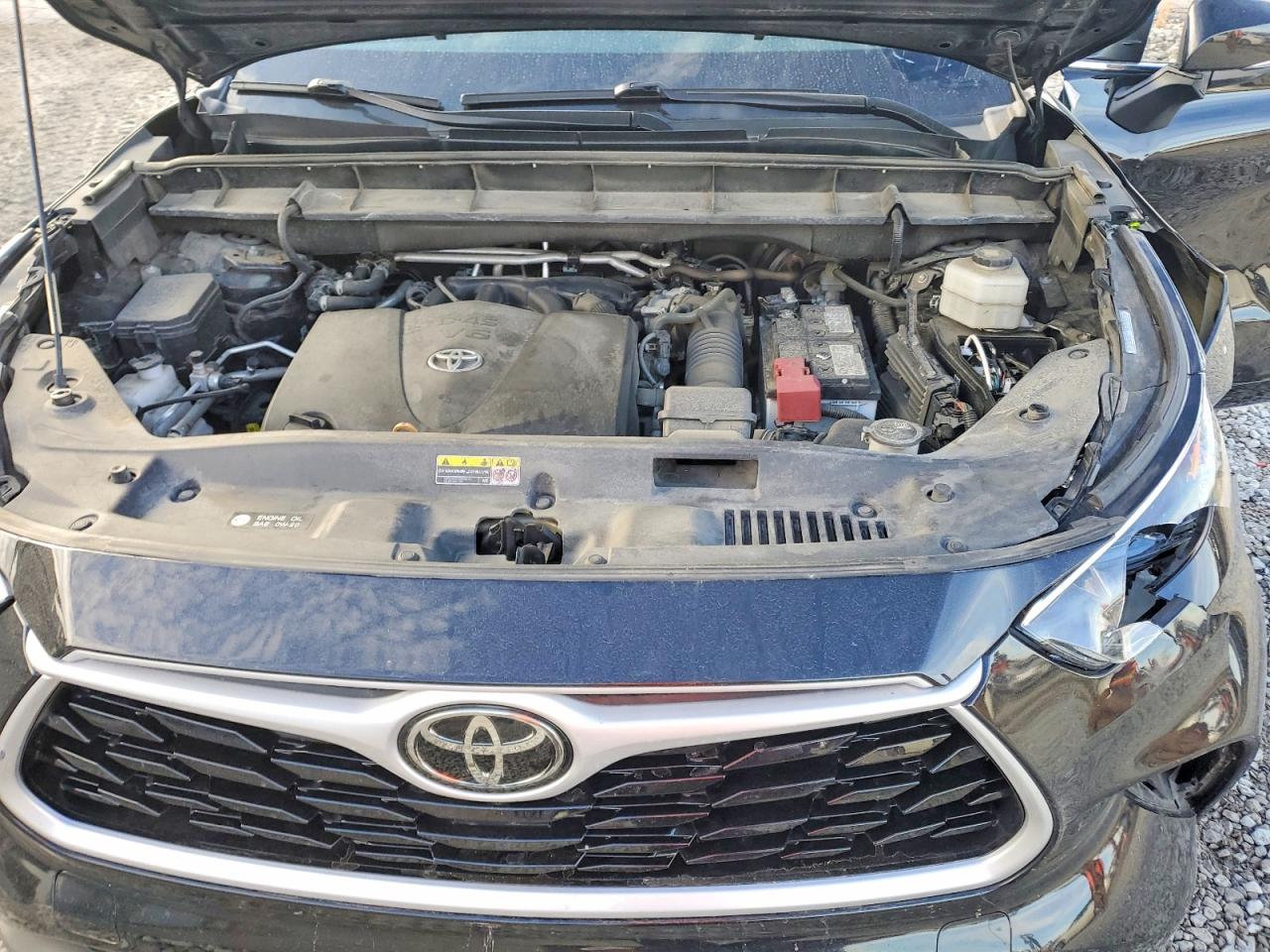 2021 TOYOTA HIGHLANDER L photo 12