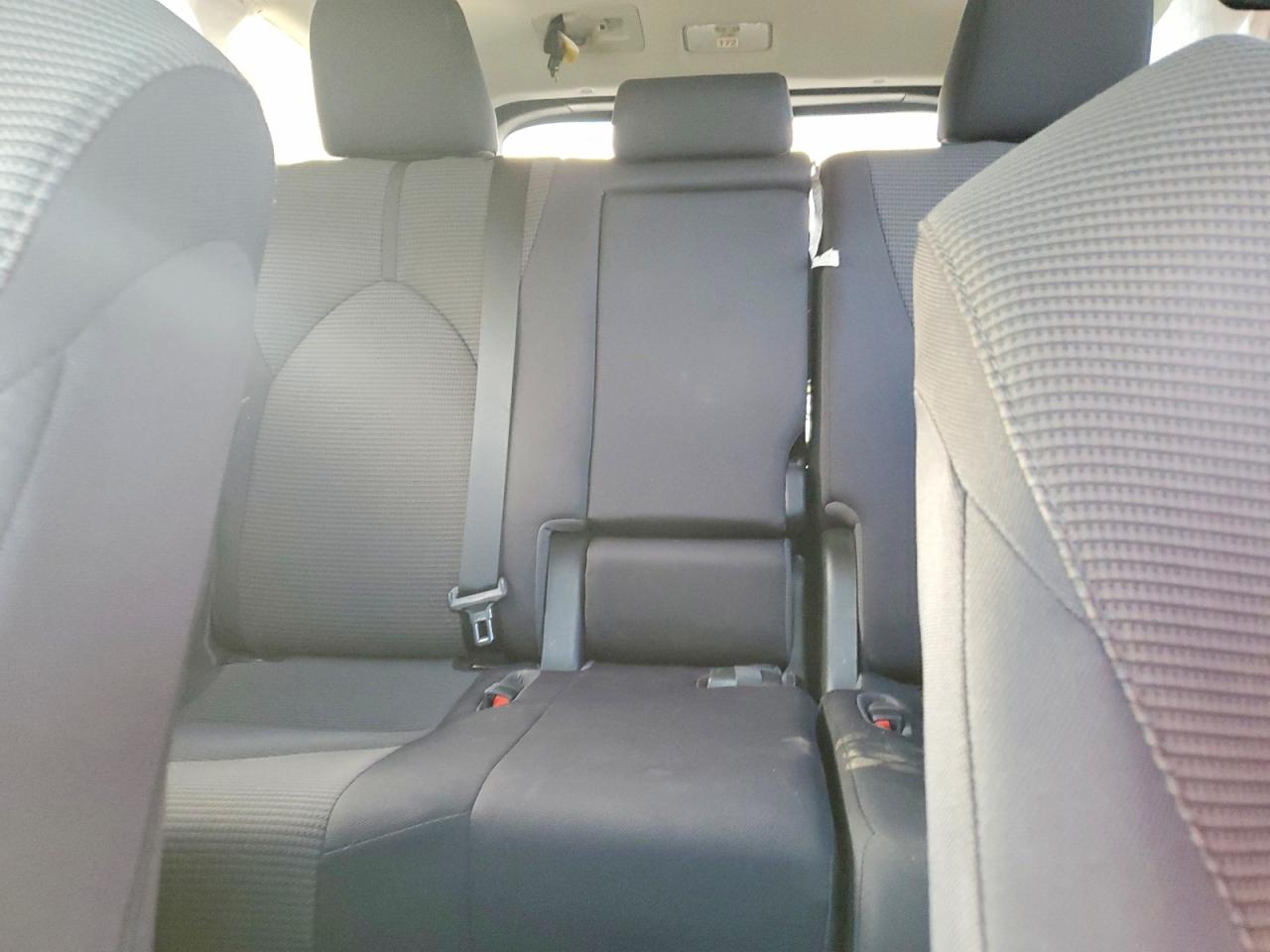 2021 TOYOTA HIGHLANDER L photo 10