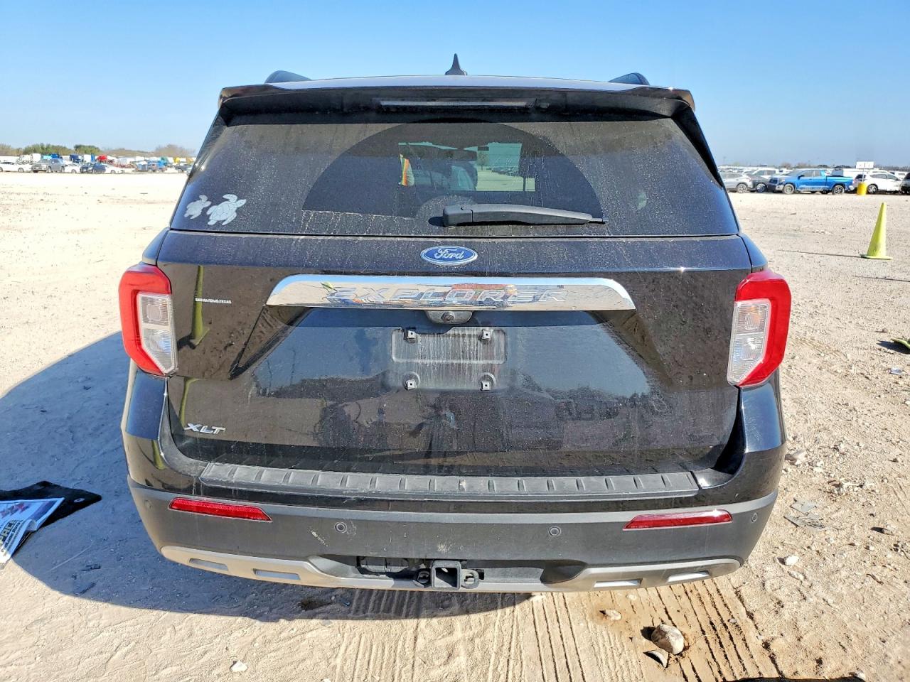 2024 FORD EXPLORER XLT photo 6