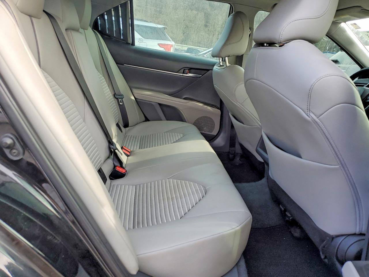 2022 TOYOTA CAMRY SE photo 10