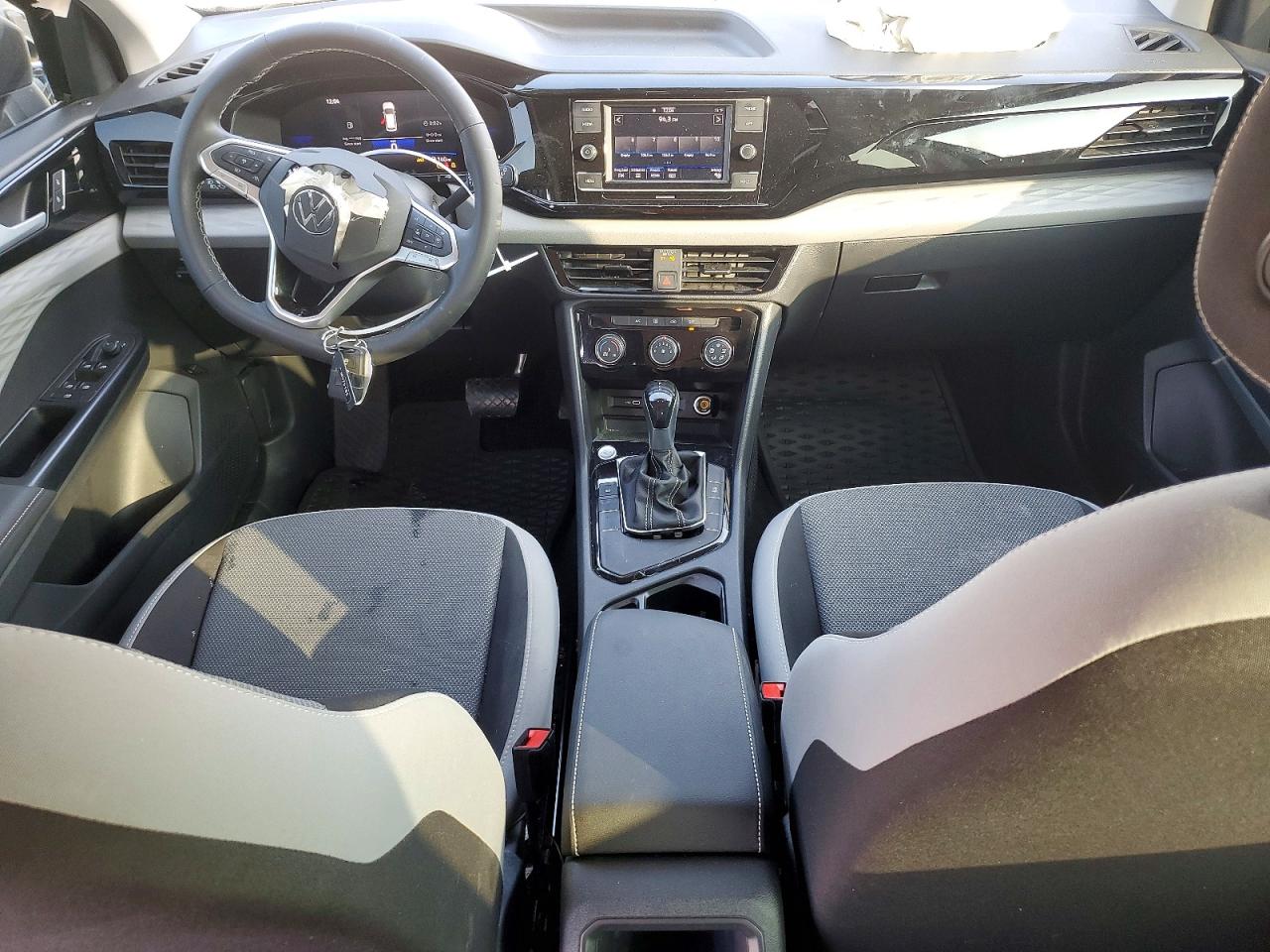 2024 VOLKSWAGEN TAOS S photo 8