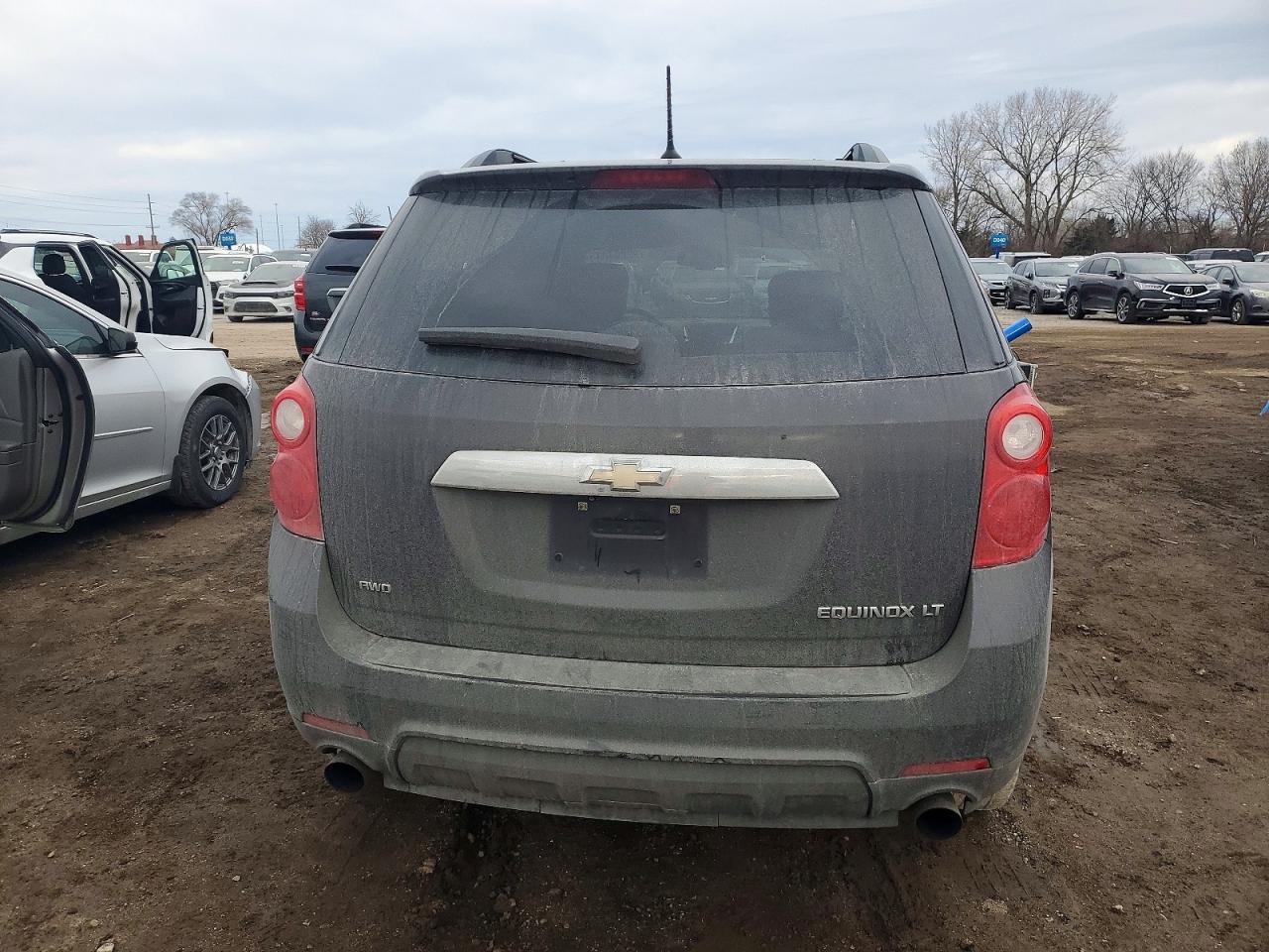 2013 CHEVROLET EQUINOX LT photo 6