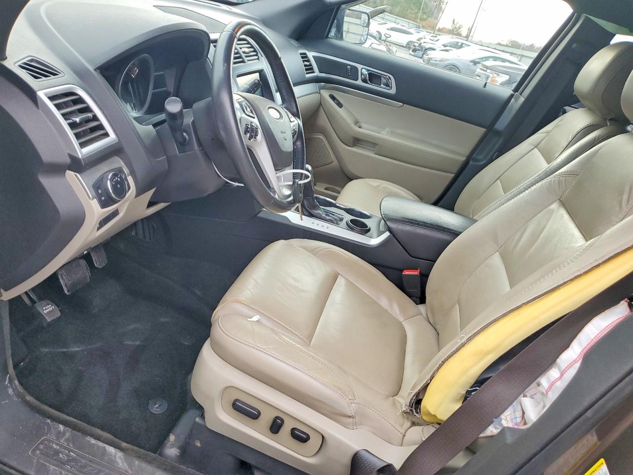 2015 FORD EXPLORER XLT photo 7