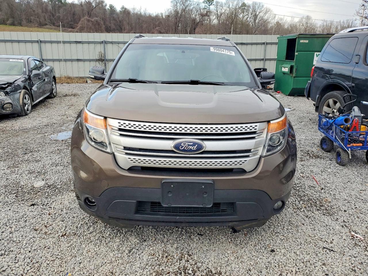 2015 FORD EXPLORER XLT photo 5