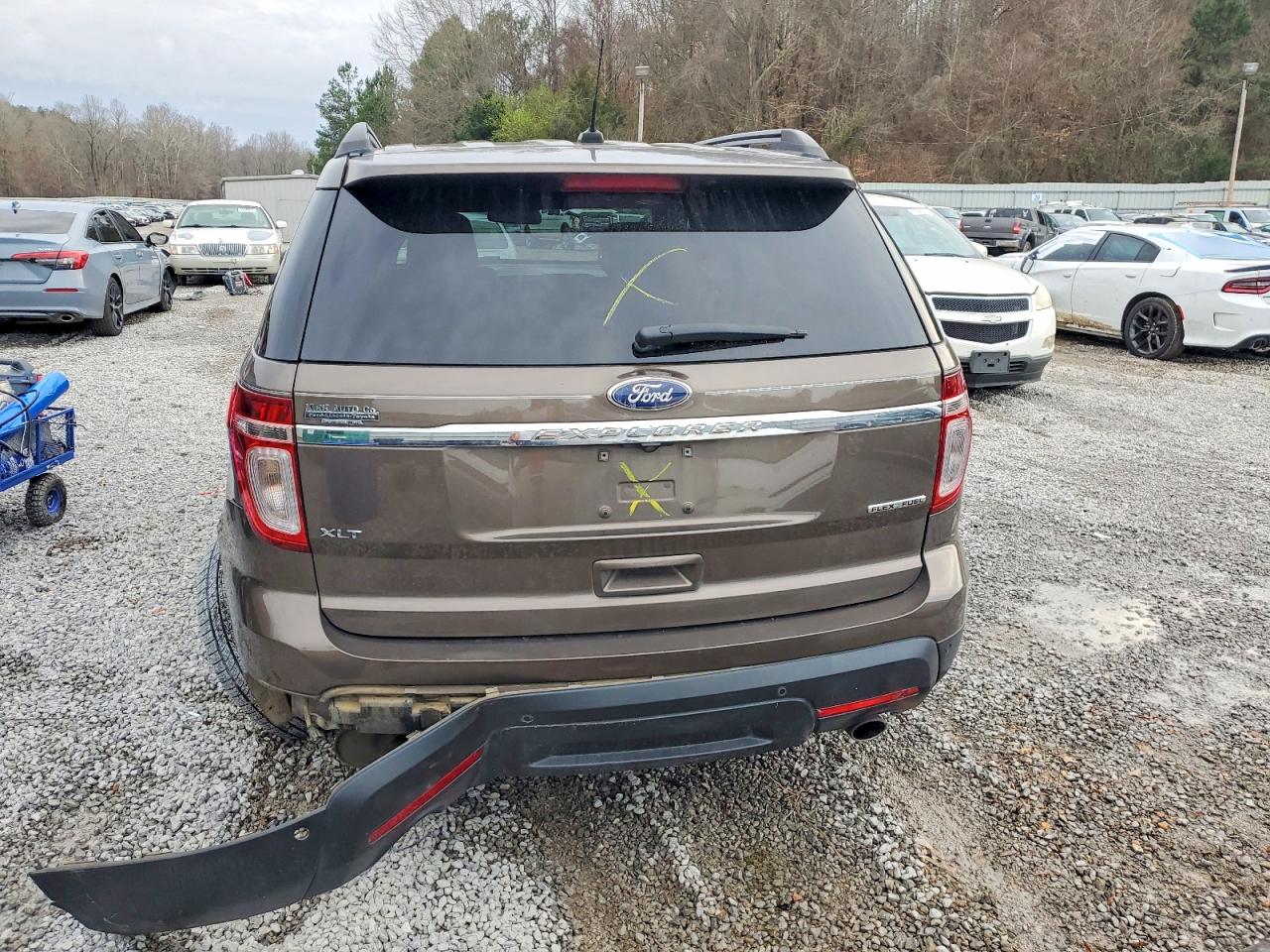 2015 FORD EXPLORER XLT photo 6