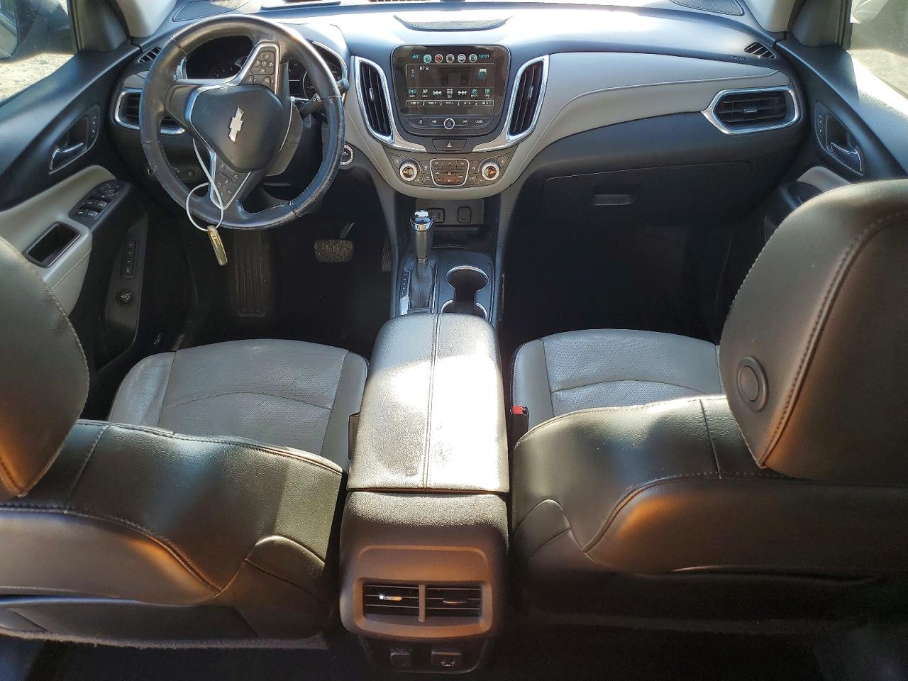 2018 CHEVROLET EQUINOX PREMIER photo 8
