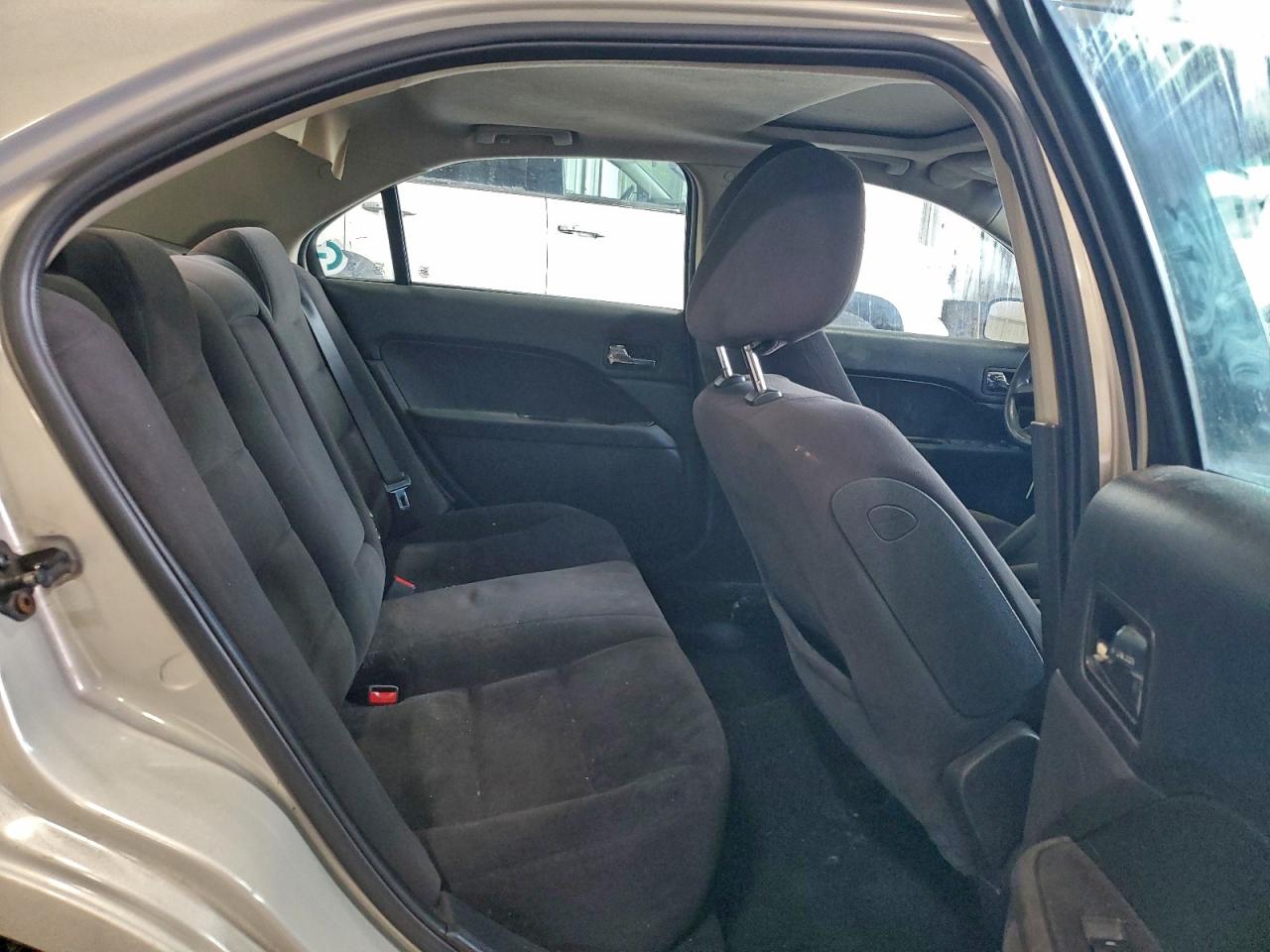 2009 FORD FUSION SE photo 10