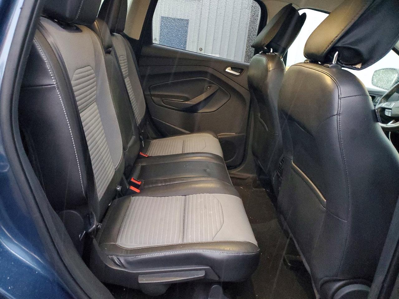 2018 FORD ESCAPE SE photo 11