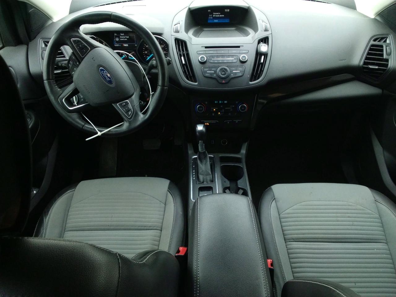 2018 FORD ESCAPE SE photo 8