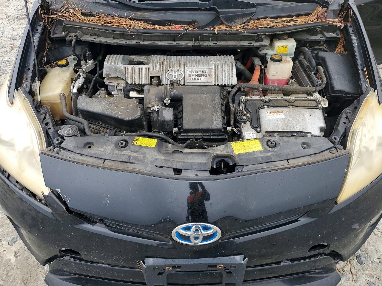 2012 TOYOTA PRIUS photo 11