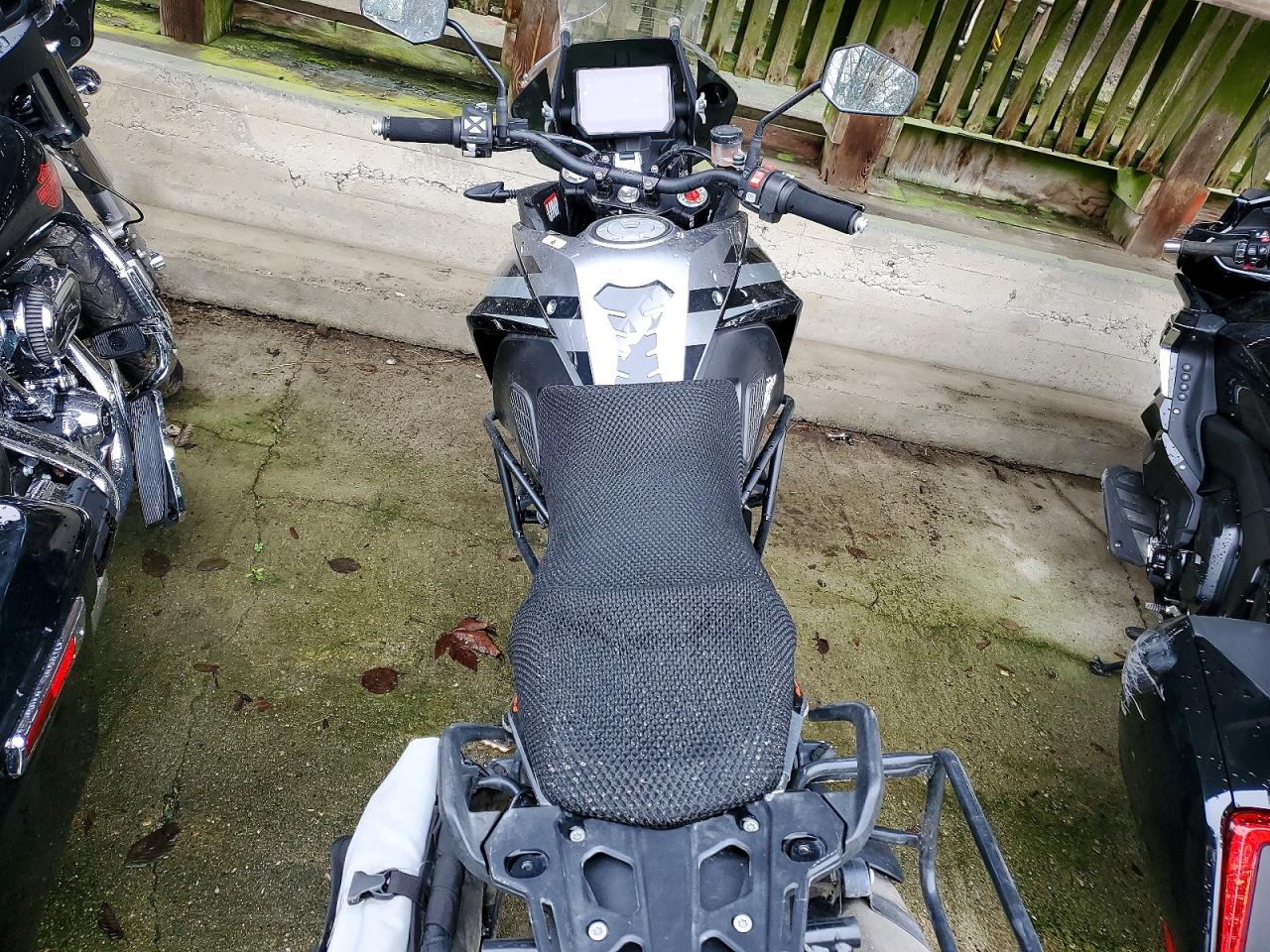 2019 KTM 1290 SUPER ADVENTURE S photo 6