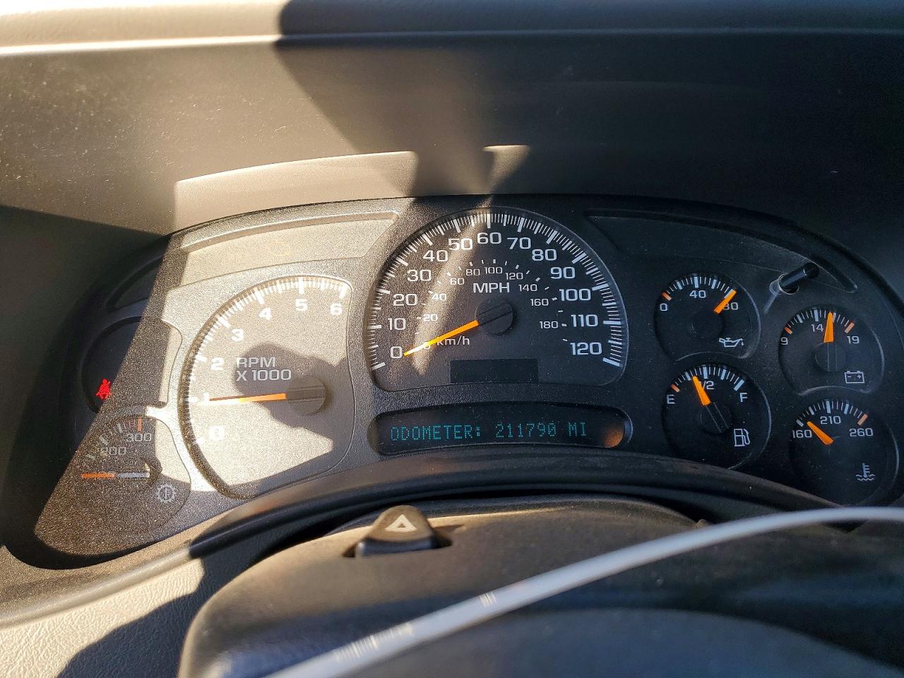 2004 CHEVROLET SILVERADO K2500 HEAVY DUTY photo 9