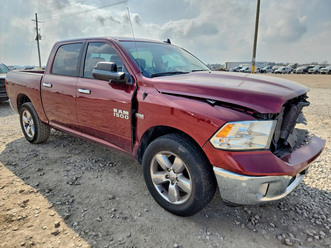 2018 RAM 1500 SLT photo 4