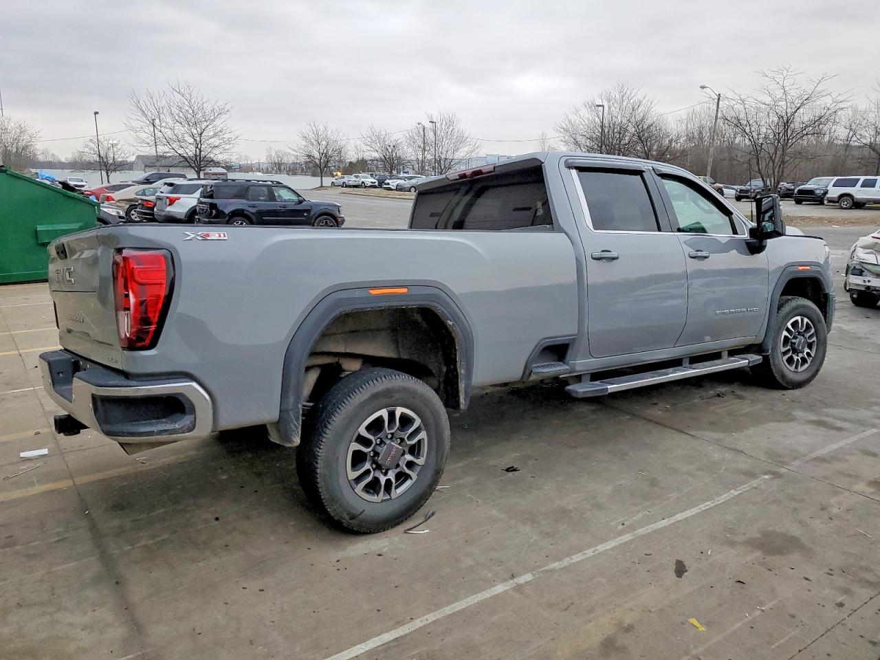 2025 GMC SIERRA K2500 SLE photo 5
