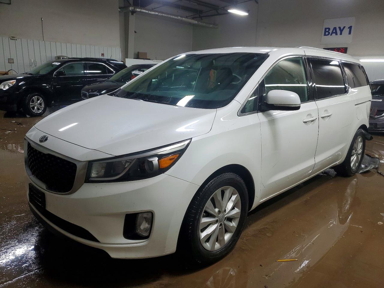 2016 KIA SEDONA