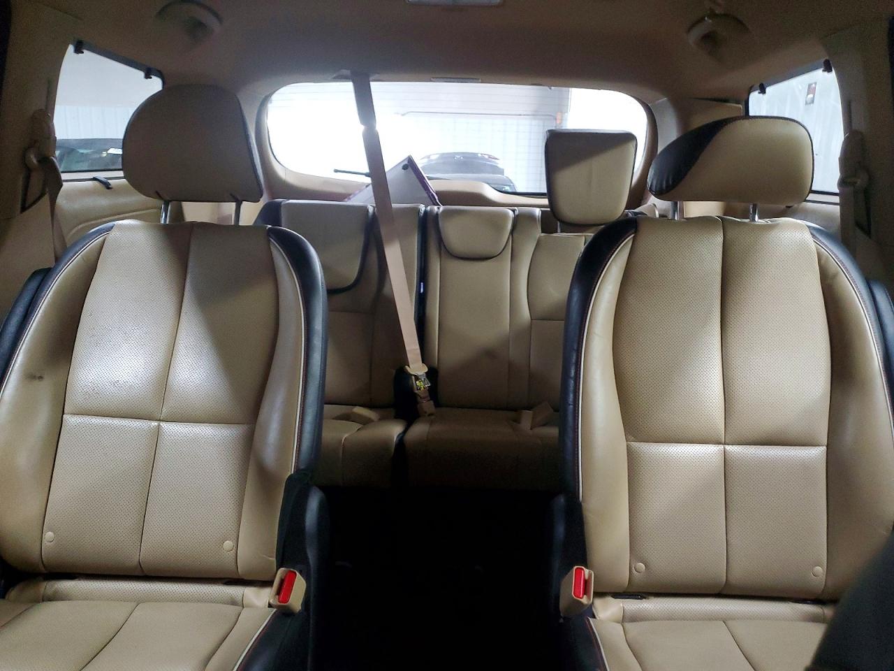 2016 KIA SEDONA EX photo 10