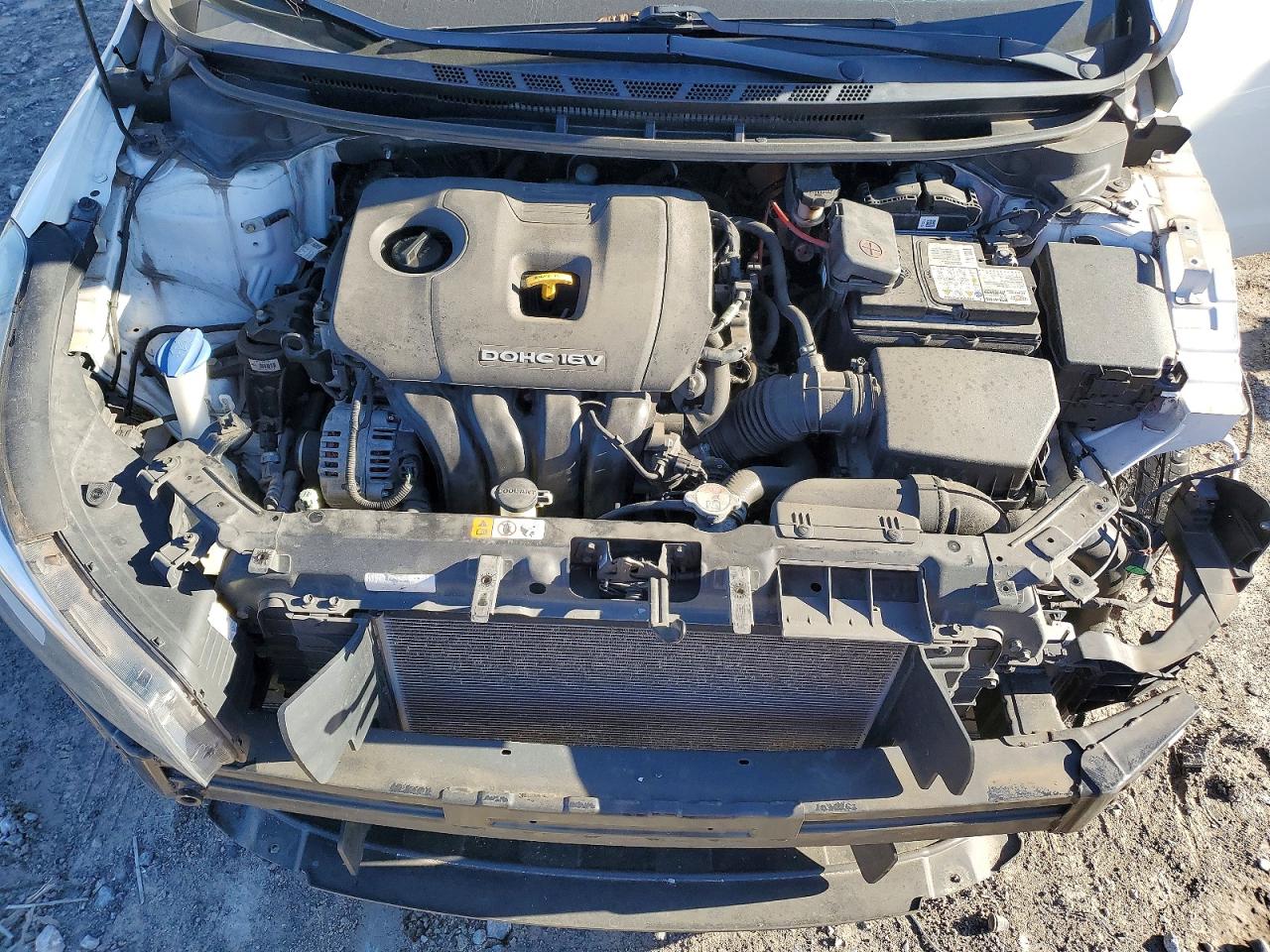 2017 KIA FORTE LX photo 11