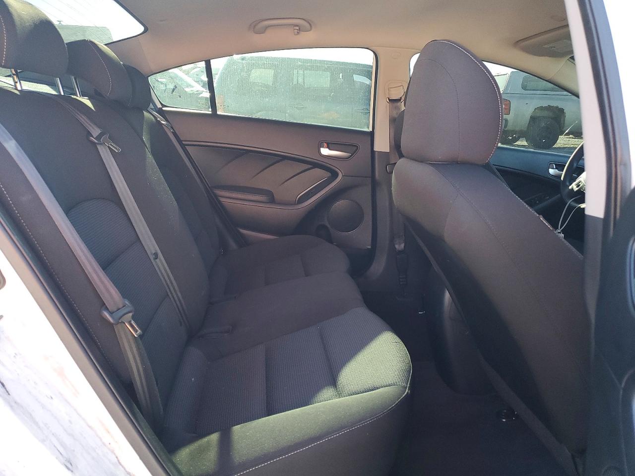 2017 KIA FORTE LX photo 10