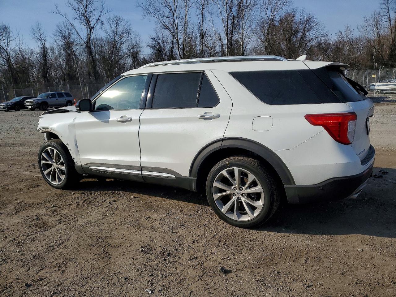2021 FORD EXPLORER PLATINUM photo 3