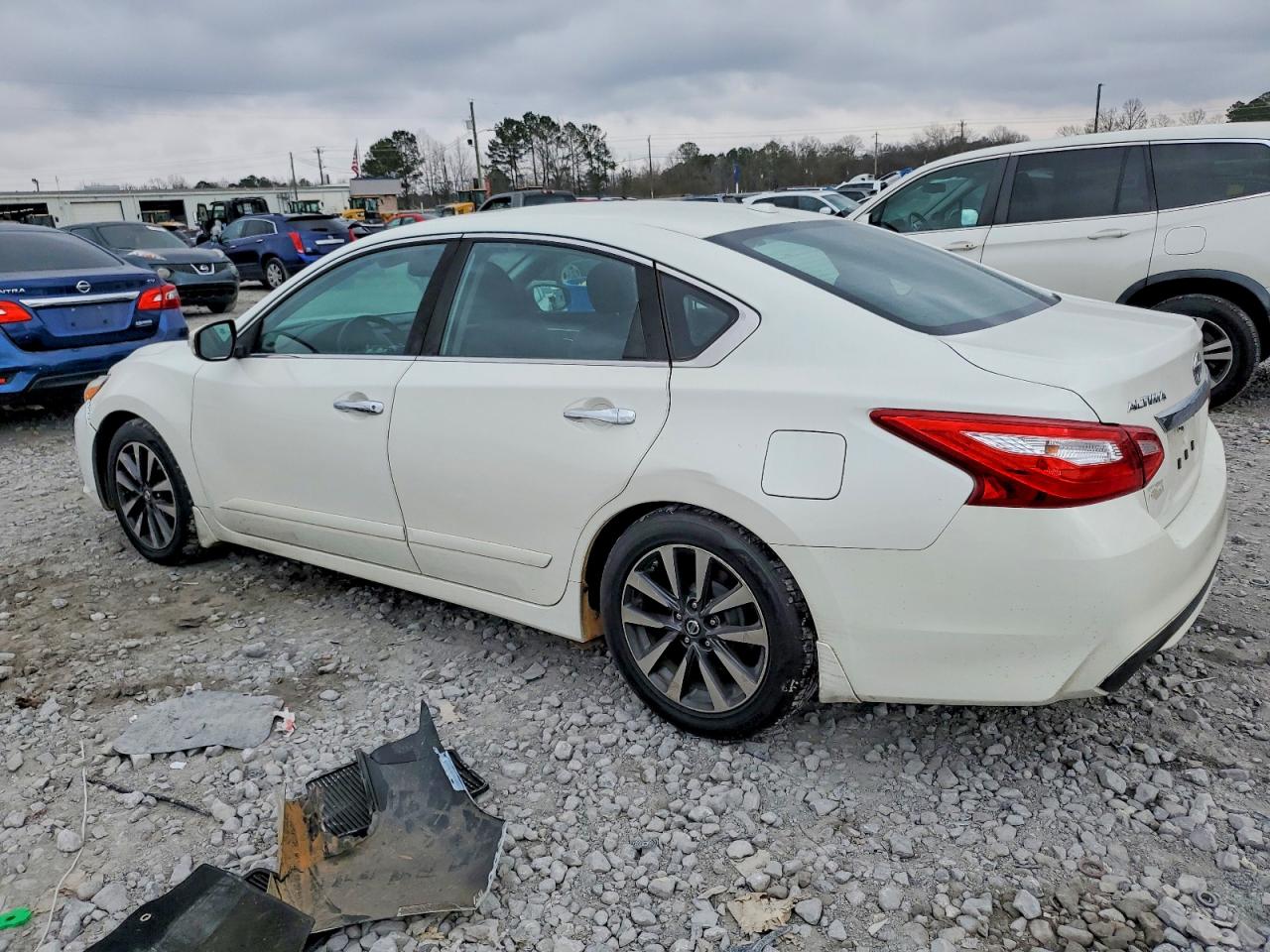 2016 NISSAN ALTIMA 2.5 photo 2