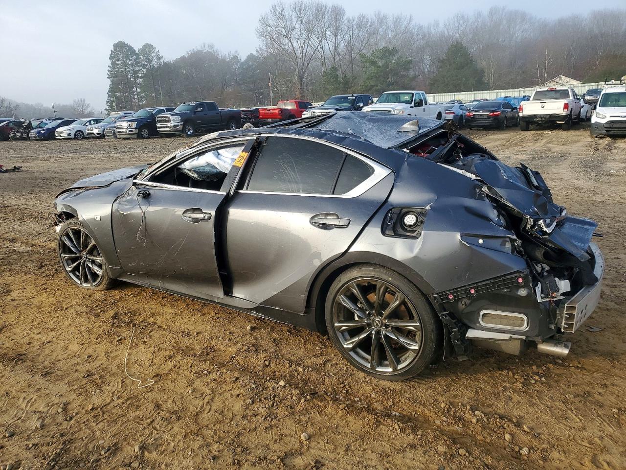 2023 LEXUS IS 350 F SPORT DESIGN photo 3