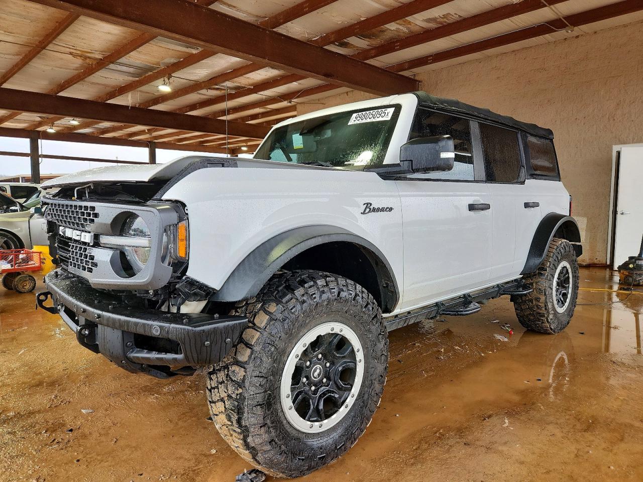 2021 FORD BRONCO