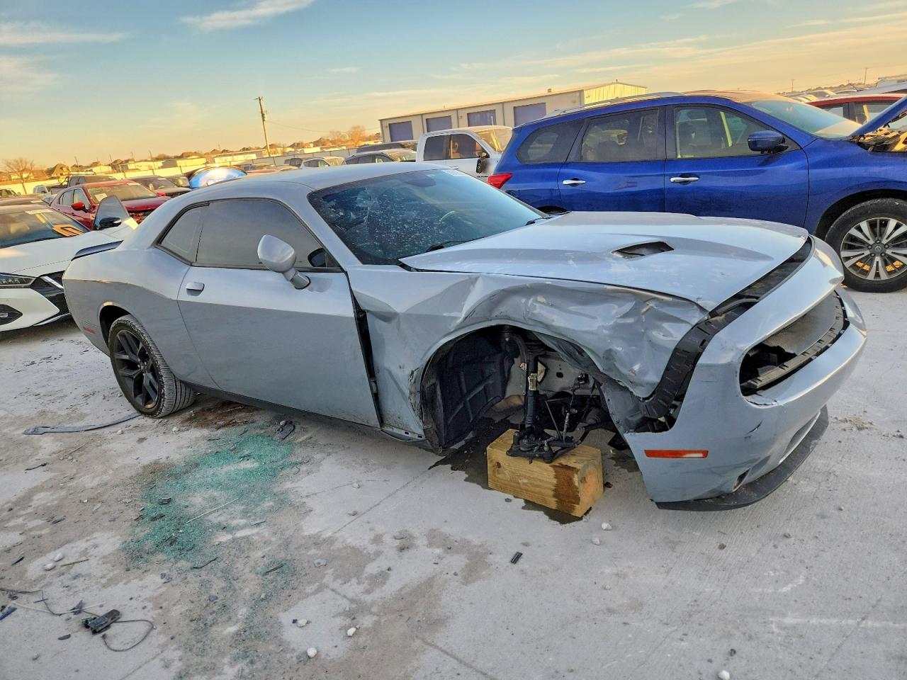 2022 DODGE CHALLENGER SXT photo 10