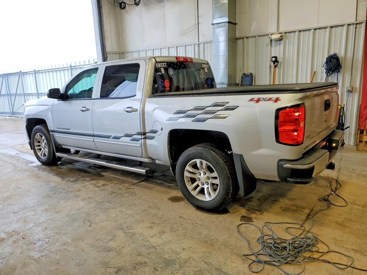 2017 CHEVROLET SILVERADO K1500 LT photo 2