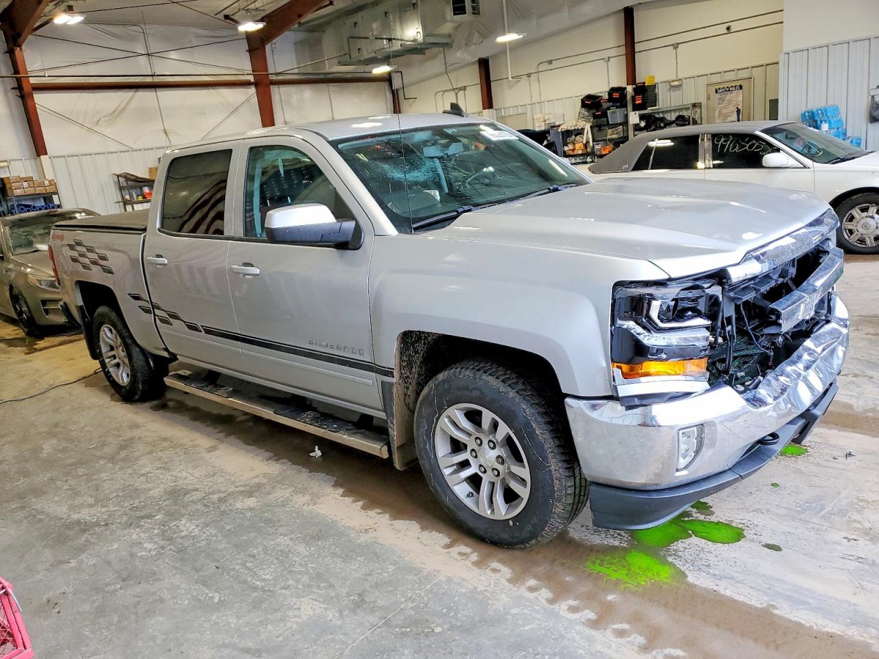 2017 CHEVROLET SILVERADO K1500 LT photo 4