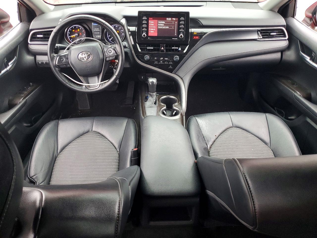 2021 TOYOTA CAMRY SE photo 8
