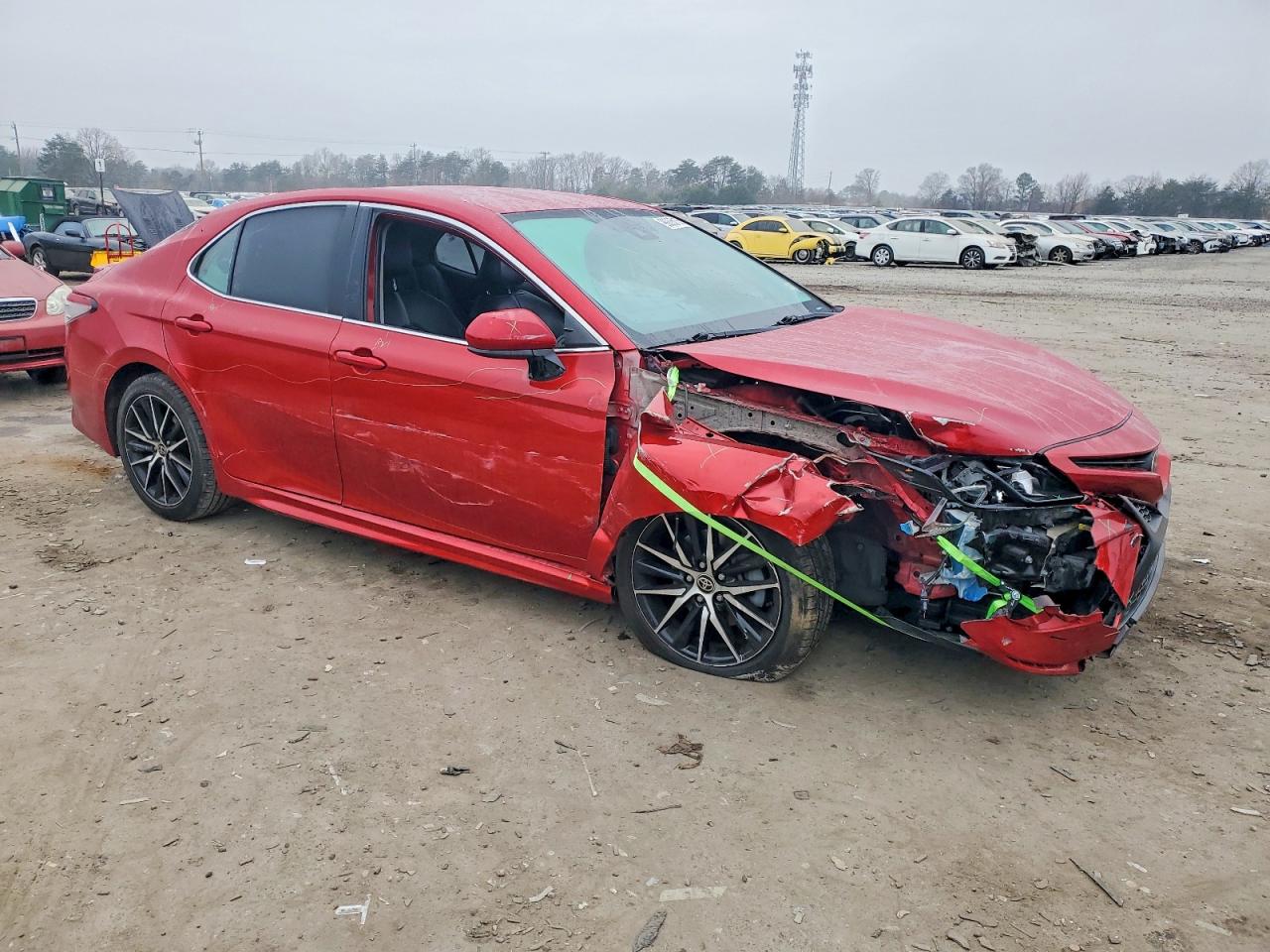 2021 TOYOTA CAMRY SE photo 4