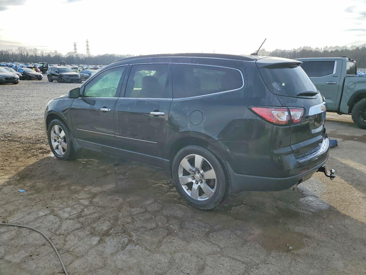 2014 CHEVROLET TRAVERSE LTZ photo 3