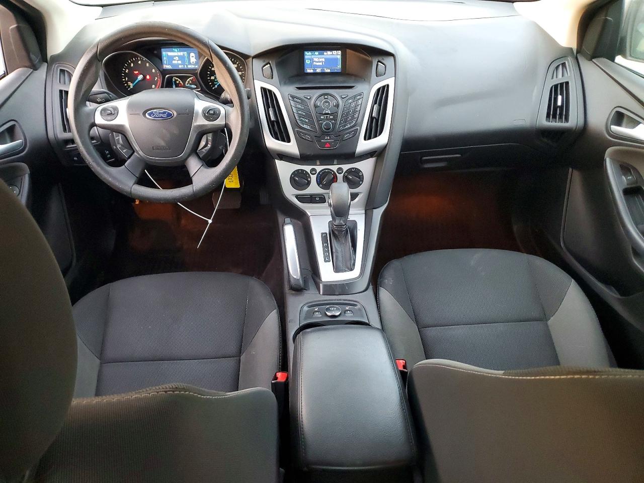 2013 FORD FOCUS SE photo 8