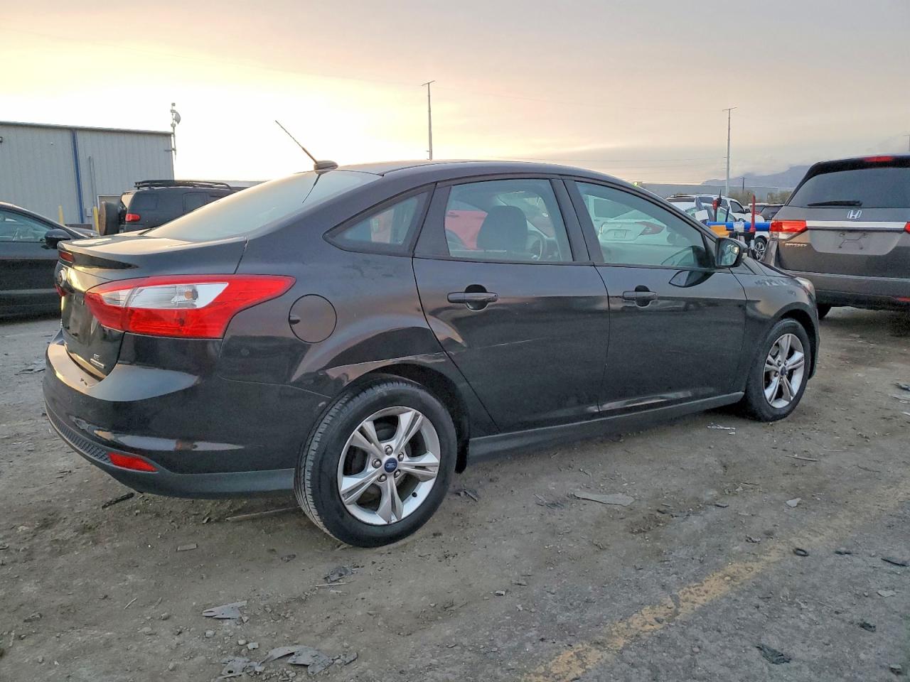 2013 FORD FOCUS SE photo 3
