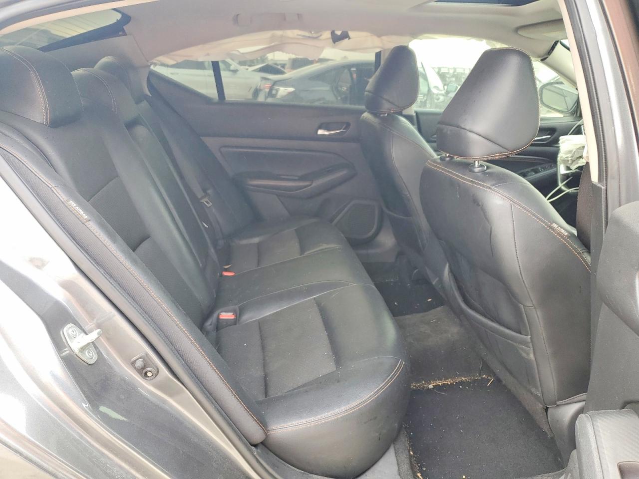 2019 NISSAN ALTIMA SR photo 19