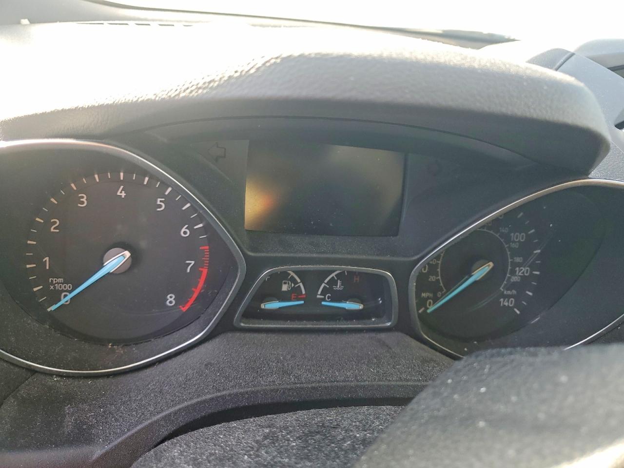 2017 FORD ESCAPE SE photo 9