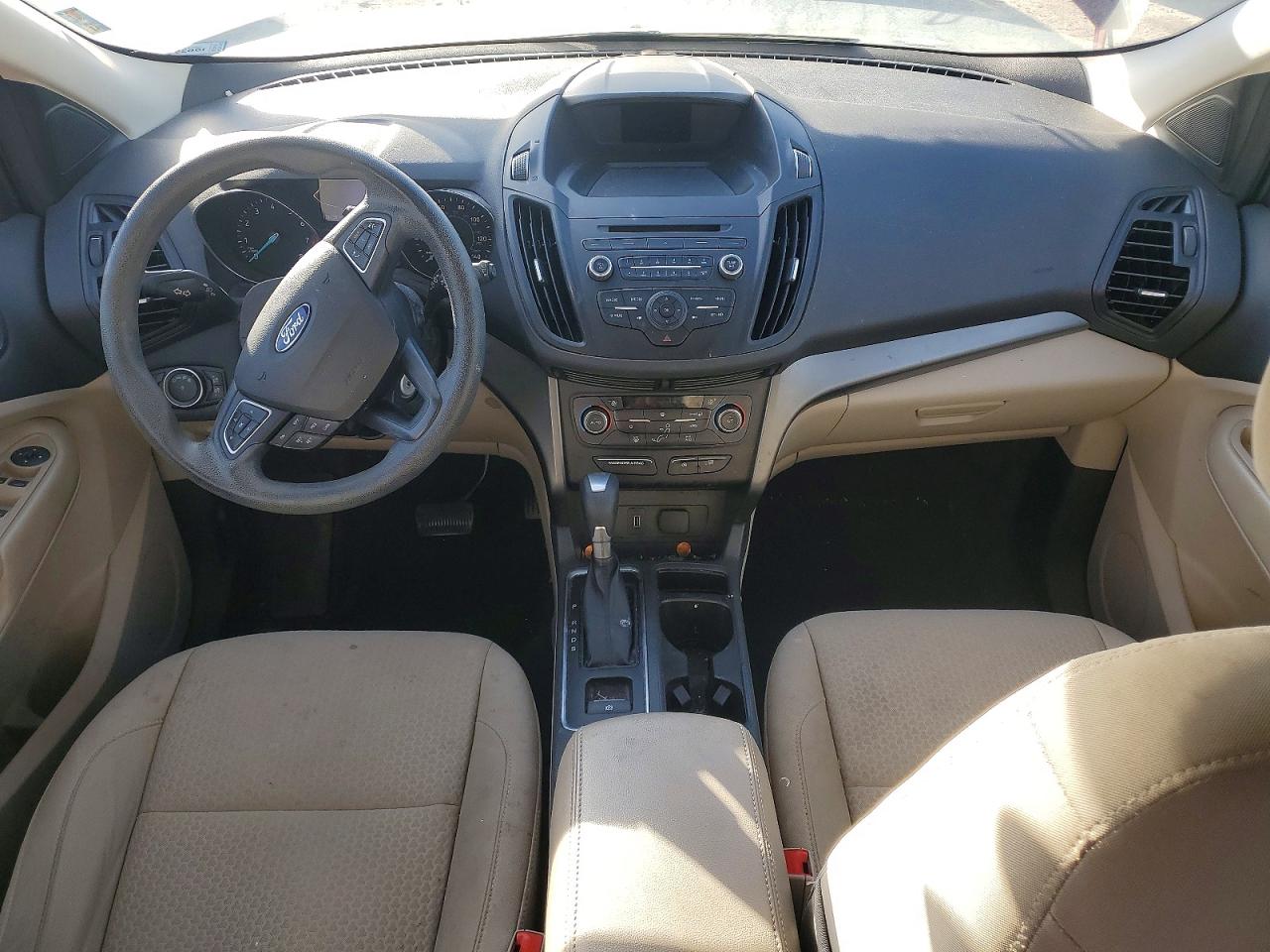 2017 FORD ESCAPE SE photo 8