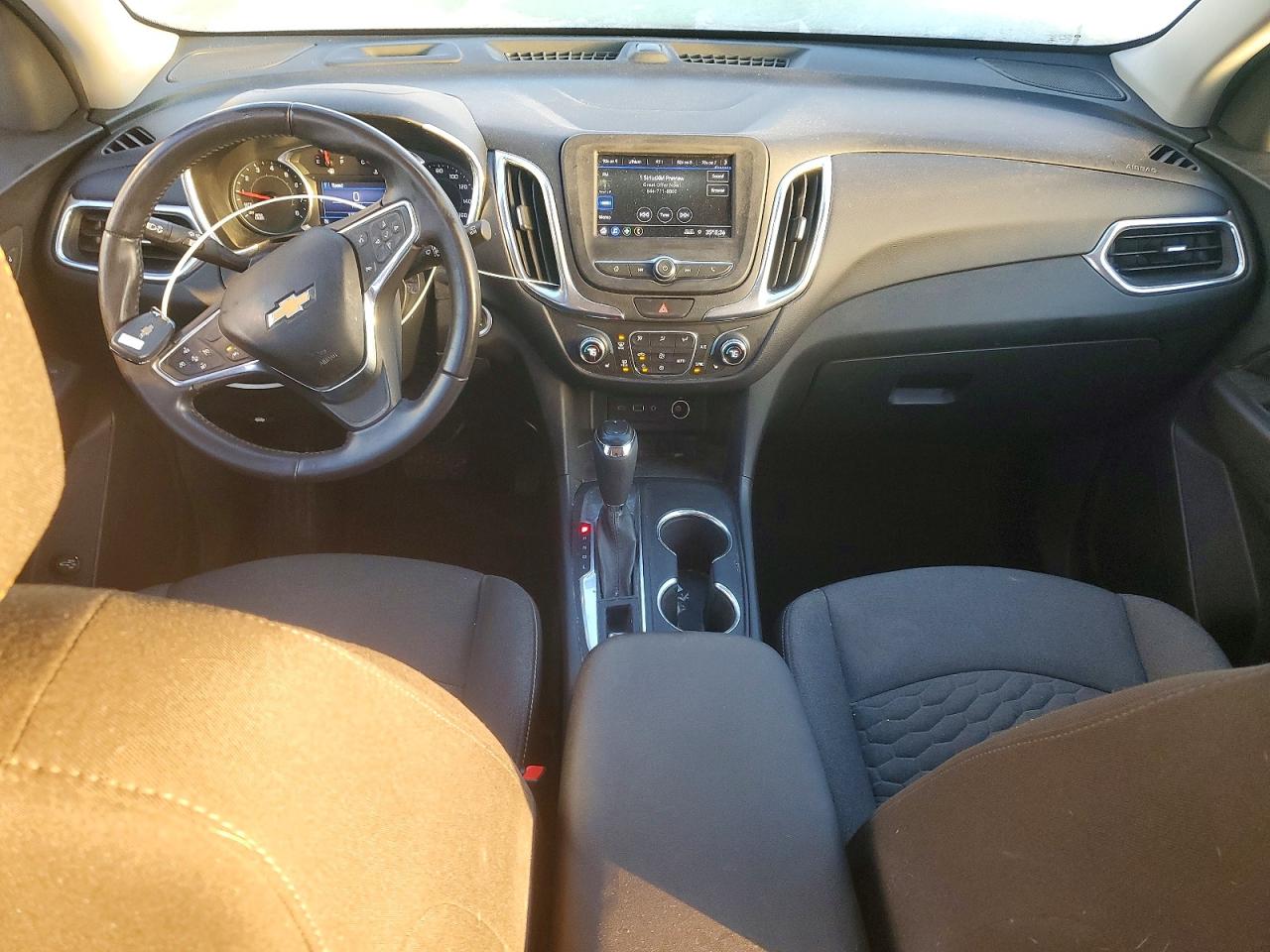 2020 CHEVROLET EQUINOX LT photo 8