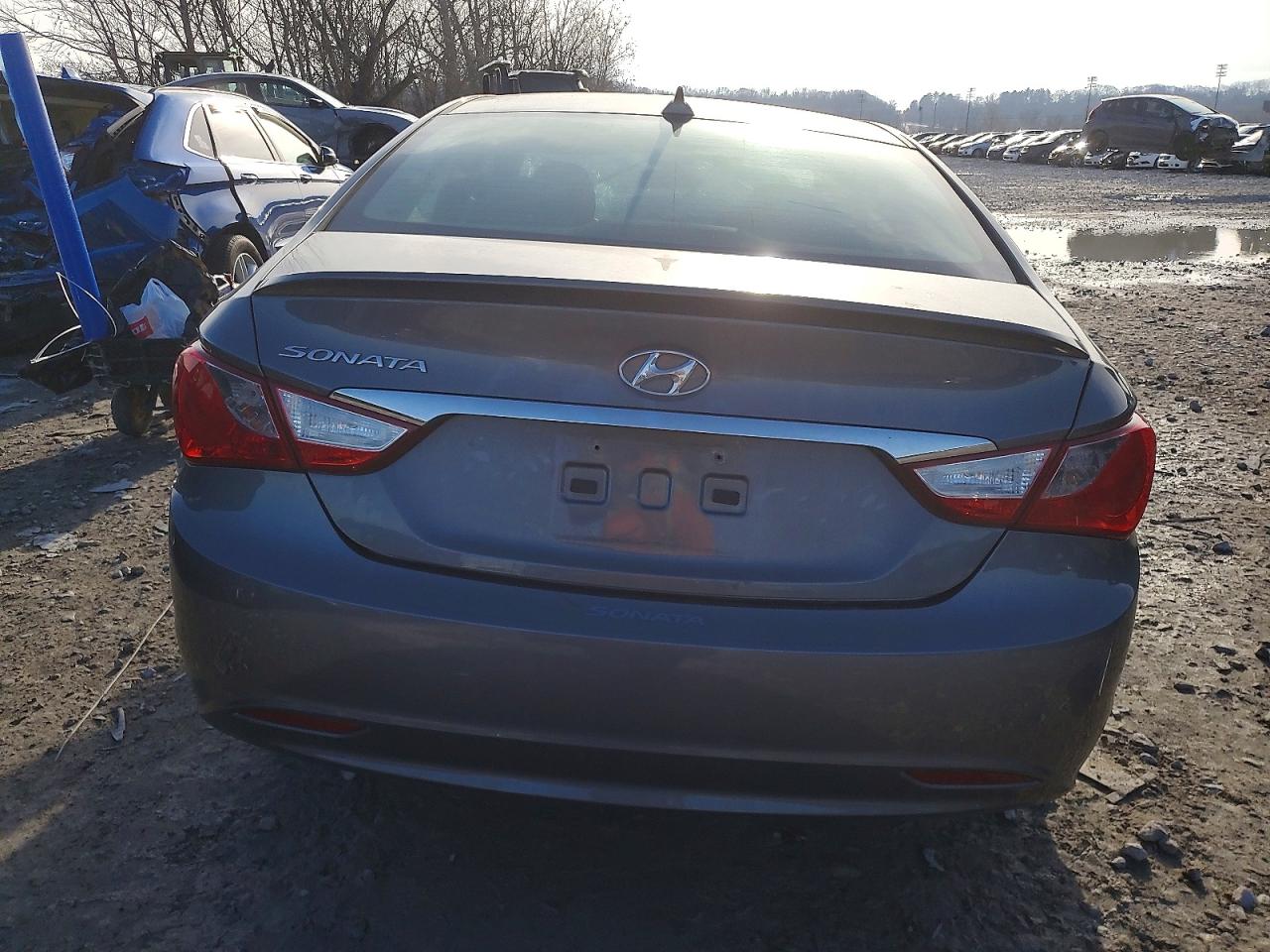 2013 HYUNDAI SONATA photo 6