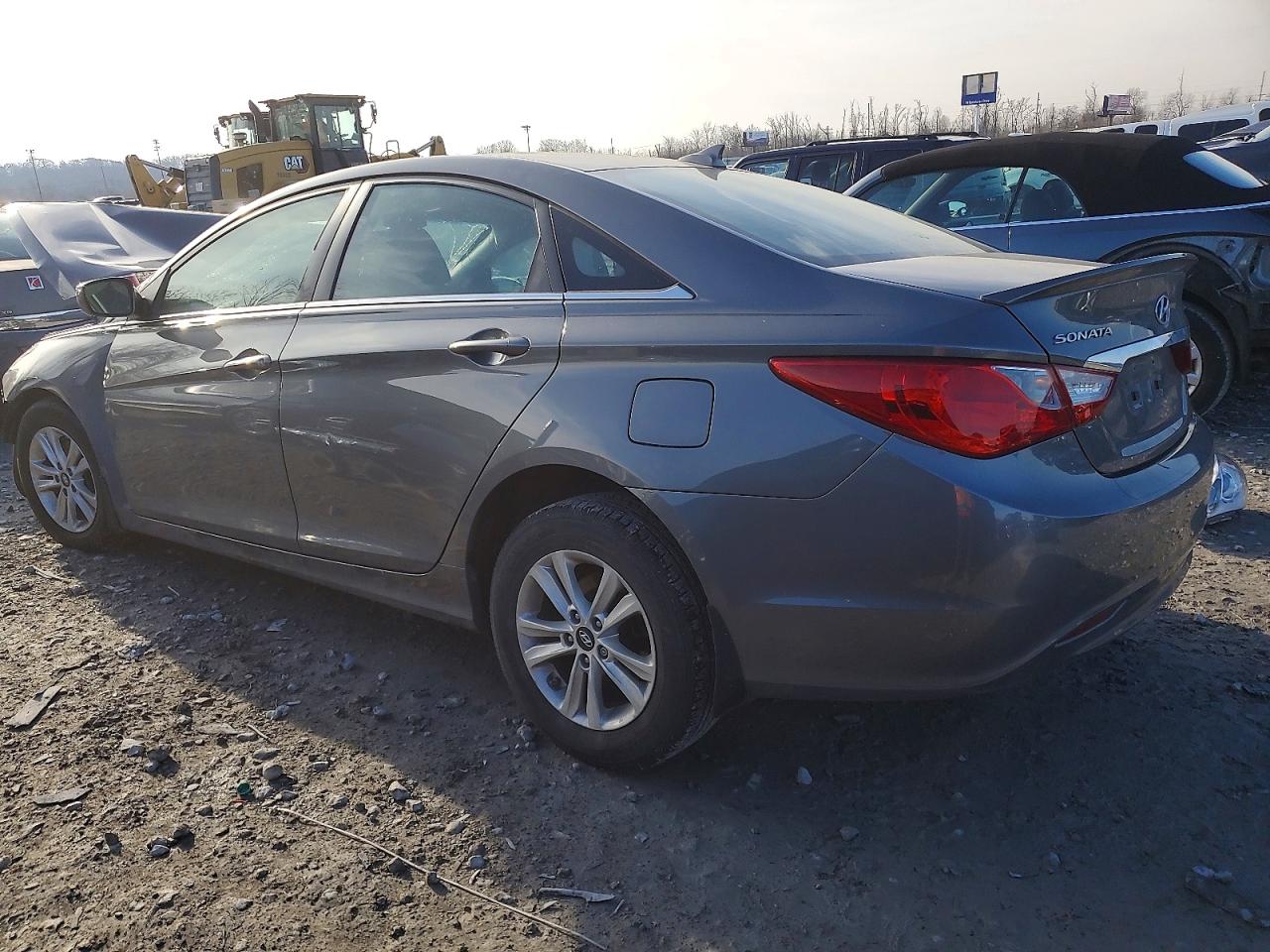2013 HYUNDAI SONATA photo 2
