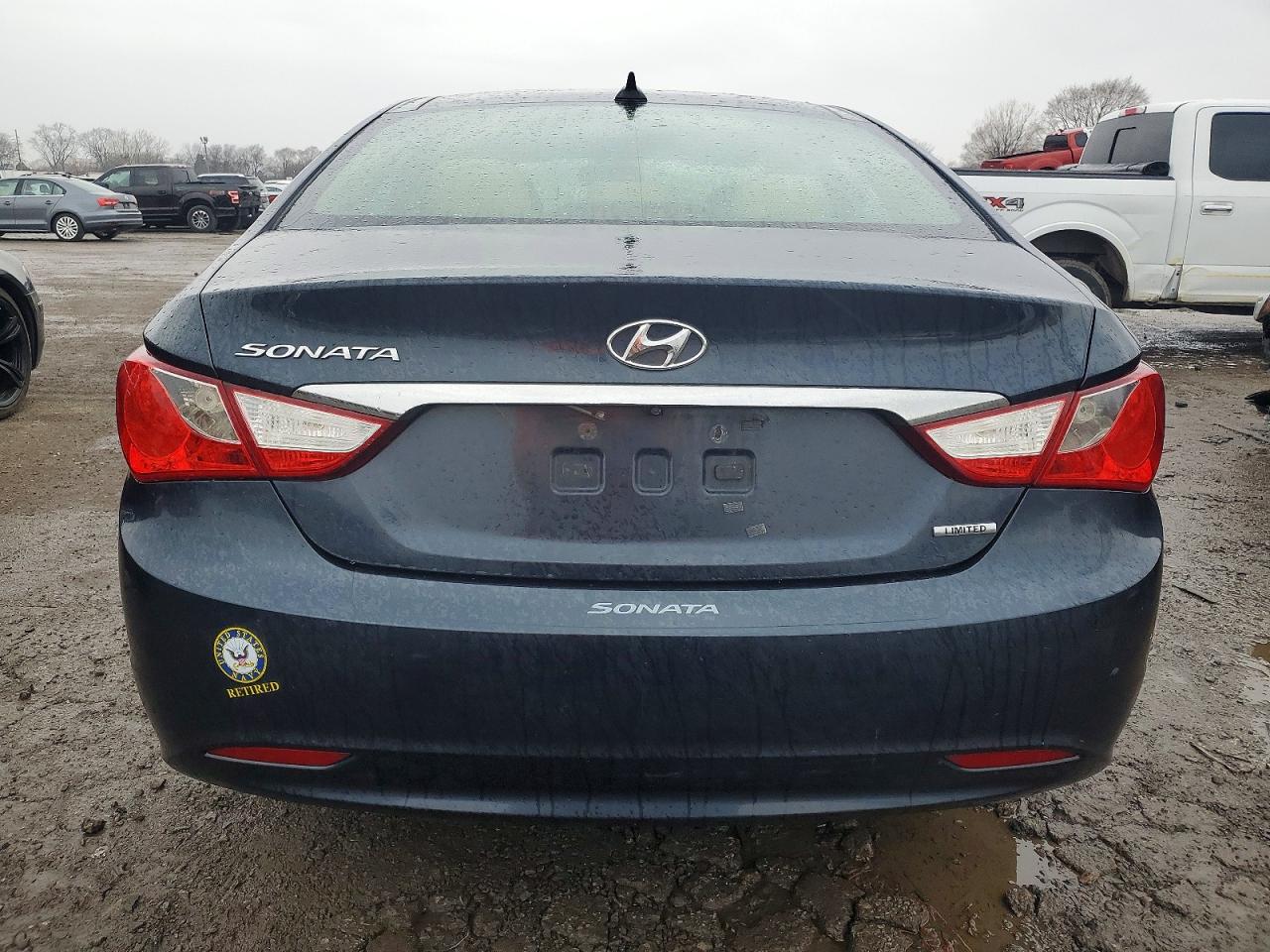 2013 HYUNDAI SONATA SE photo 6