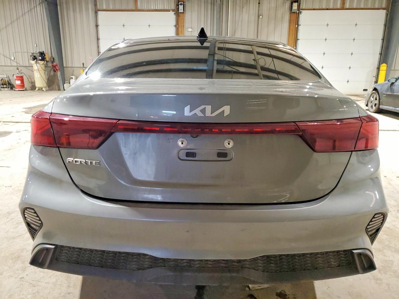 2023 KIA FORTE LX photo 6