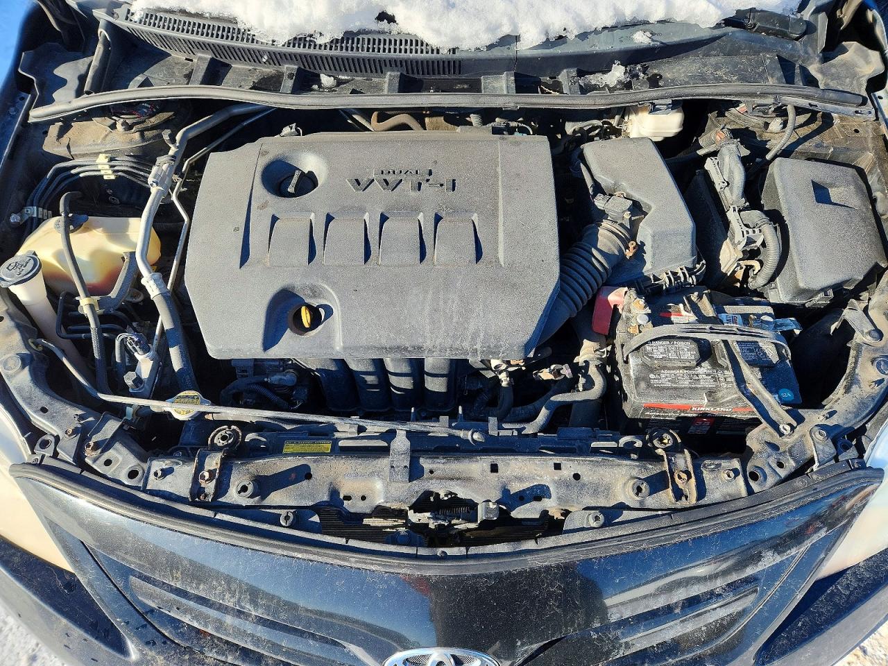2013 TOYOTA COROLLA BASE photo 11