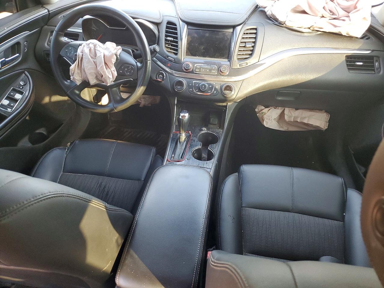 2018 CHEVROLET IMPALA LT photo 8