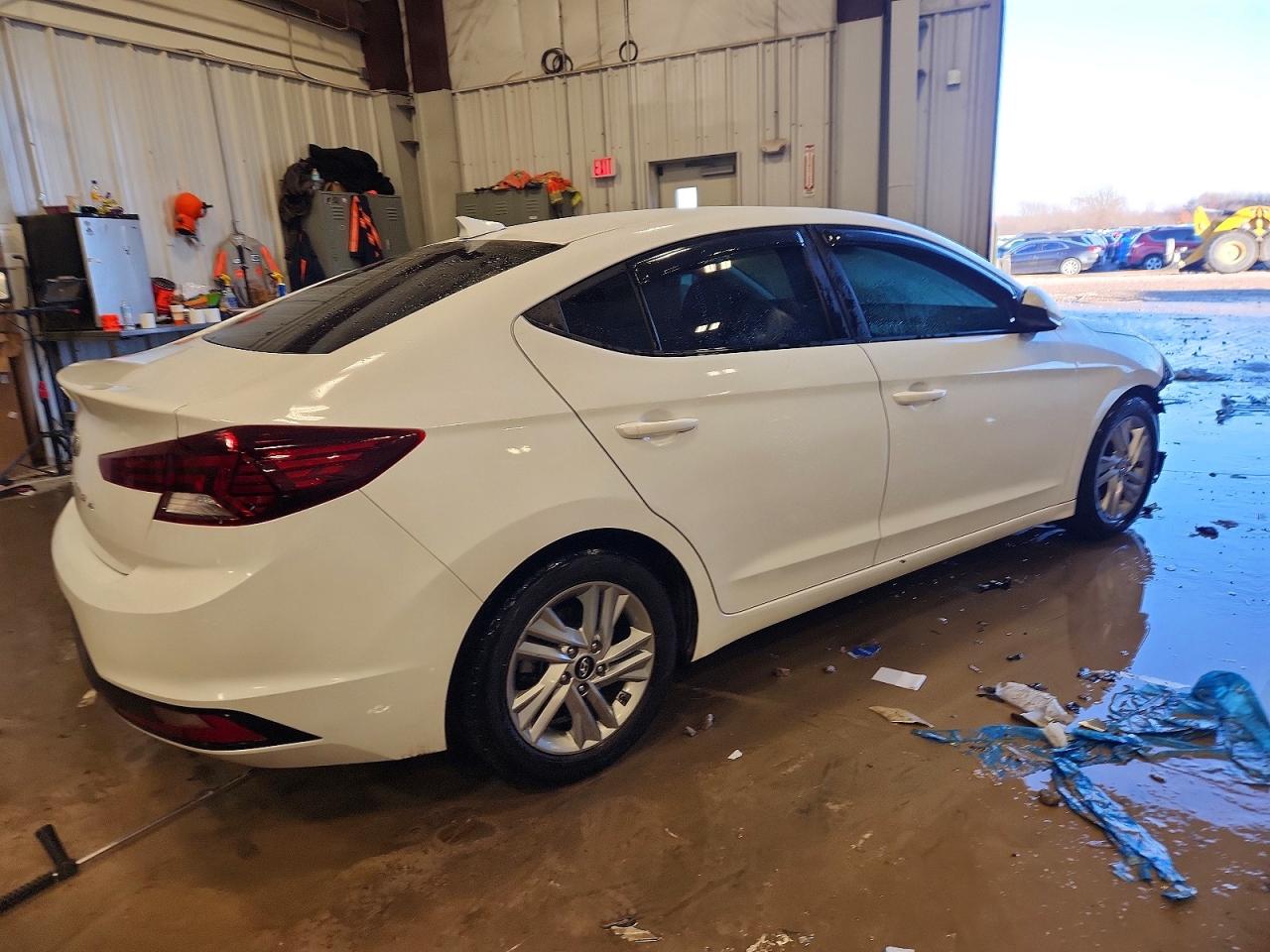 2020 HYUNDAI ELANTRA SEL photo 3